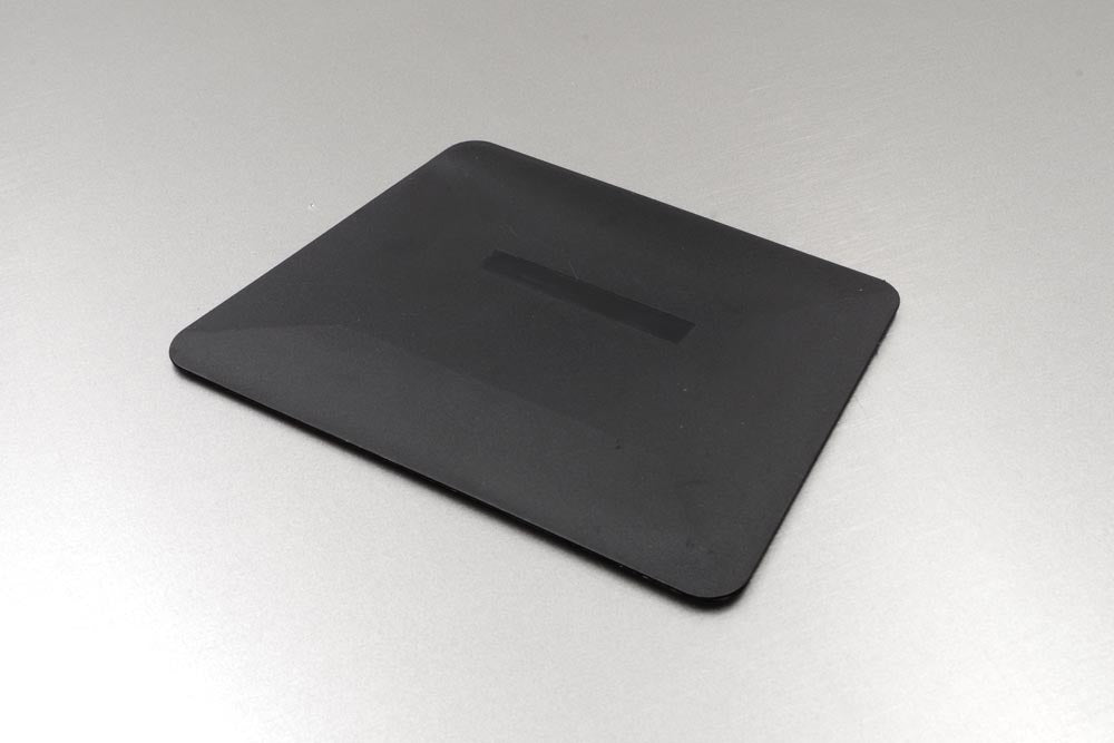 IT102 - Black Hard Card Squeegee